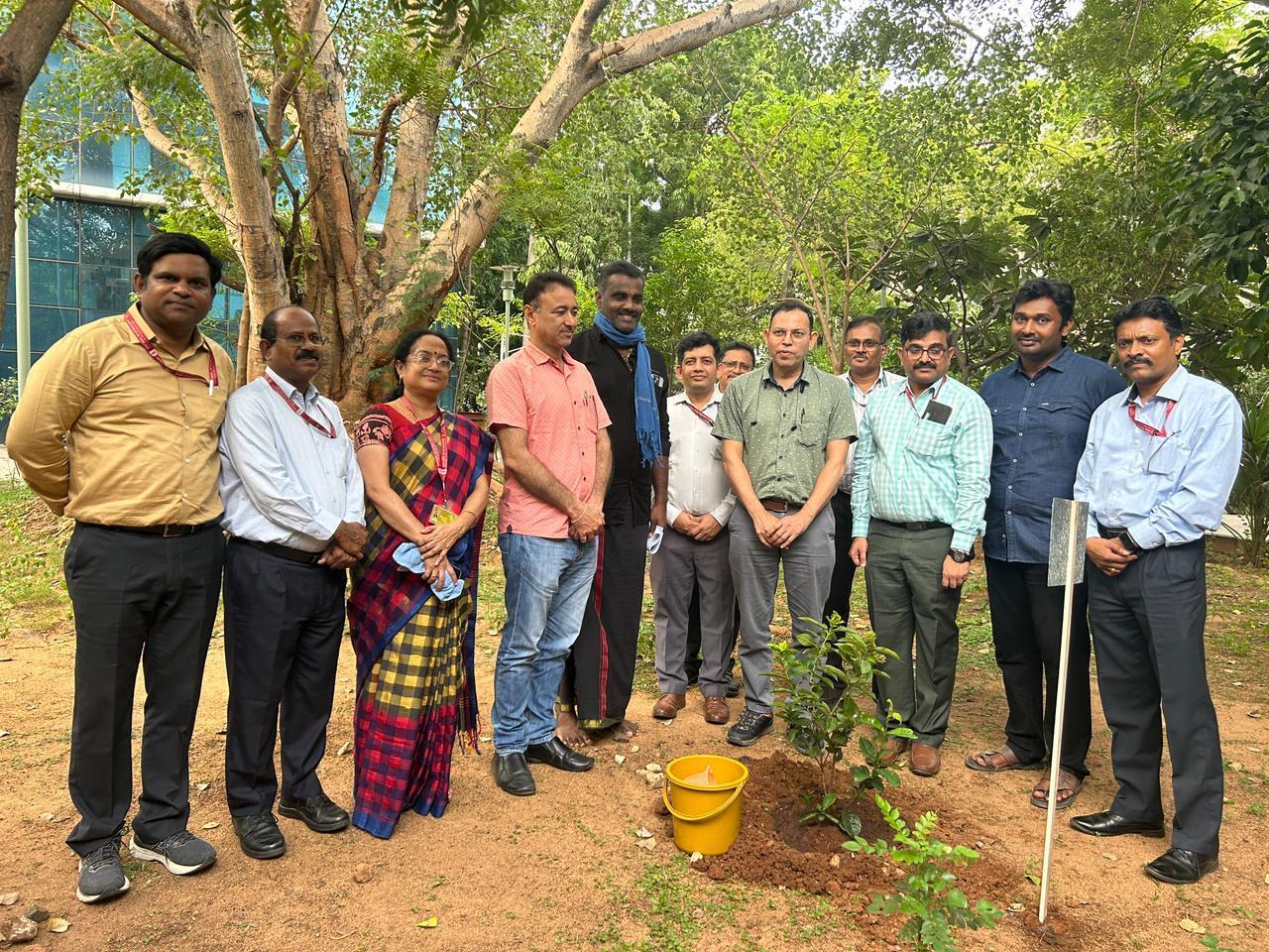 Sh. Ashok Kumar Singh, Director General, ESIC visited KK Nagar ESIC Hospital and RO, Chennai, T.N. and reviewed the medical facilities.